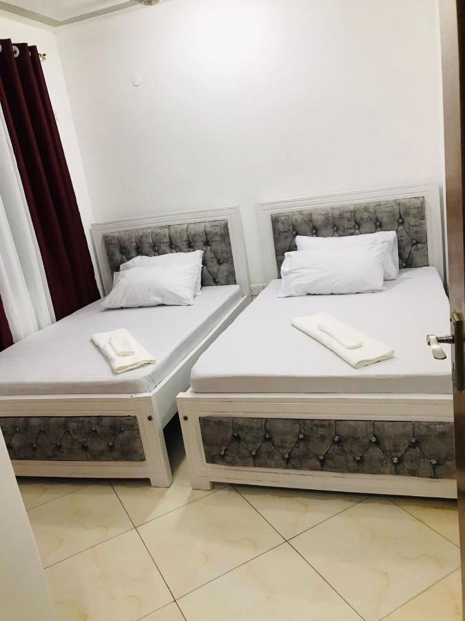Lux Suites Bamburi Furnished Apartments エクステリア 写真