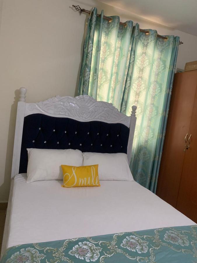 Lux Suites Bamburi Furnished Apartments エクステリア 写真