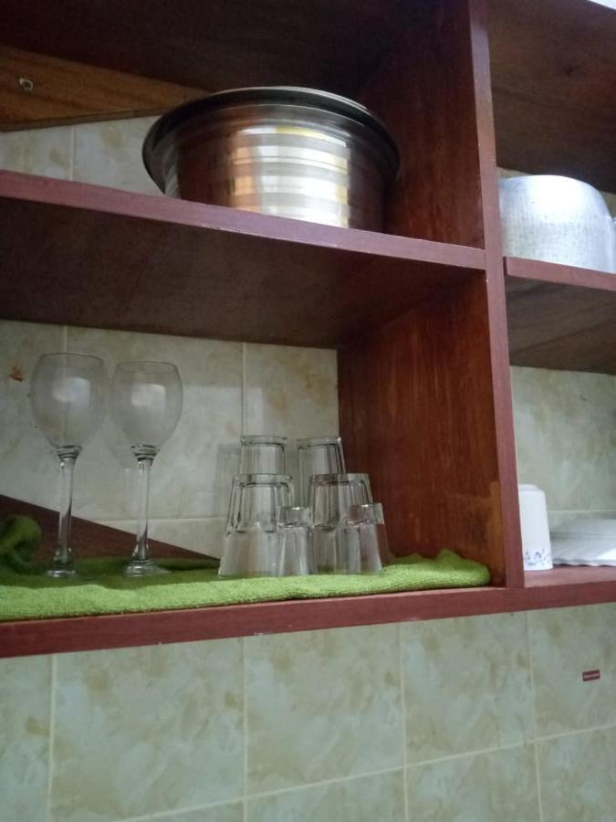 Lux Suites Bamburi Furnished Apartments エクステリア 写真
