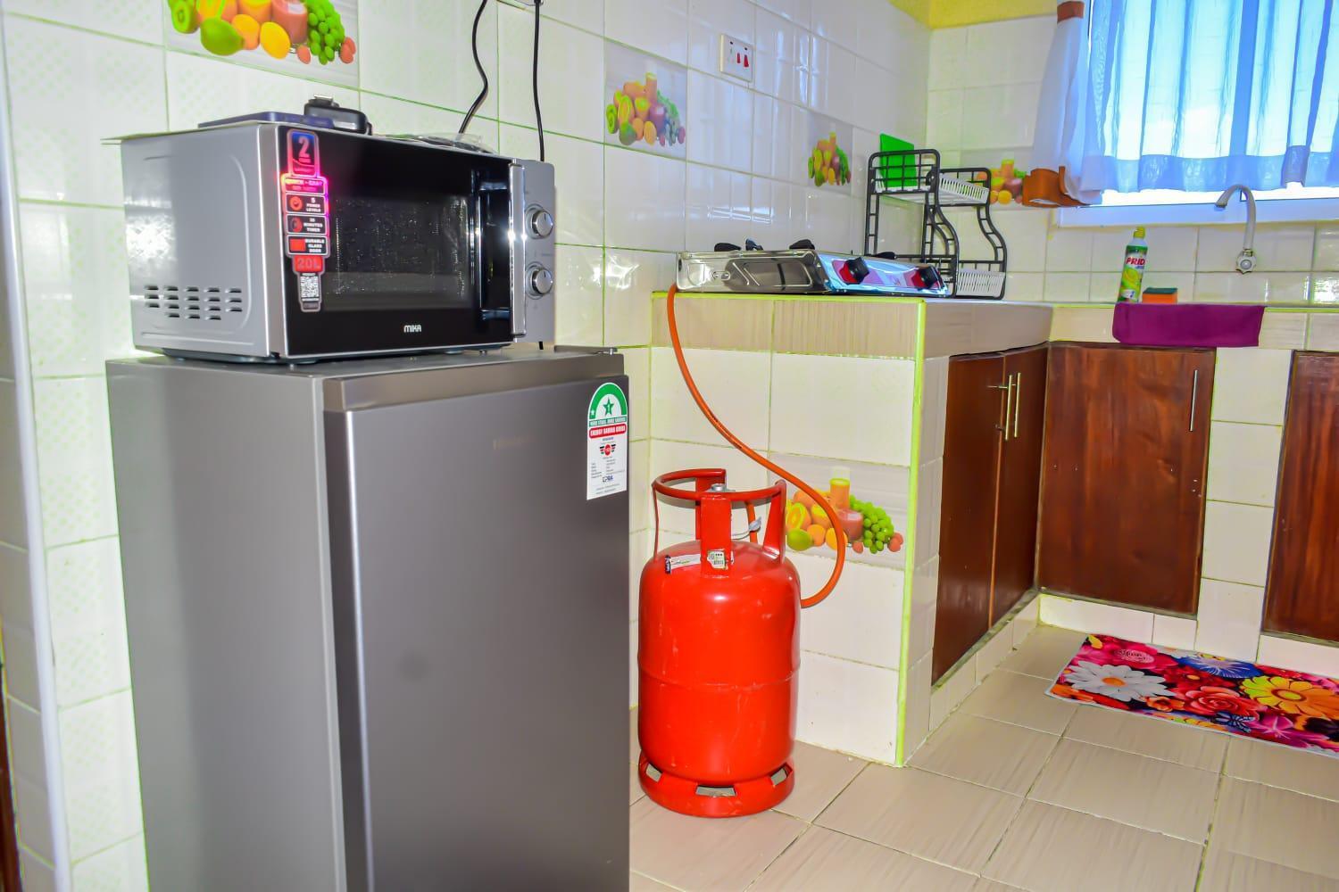 Lux Suites Bamburi Furnished Apartments エクステリア 写真
